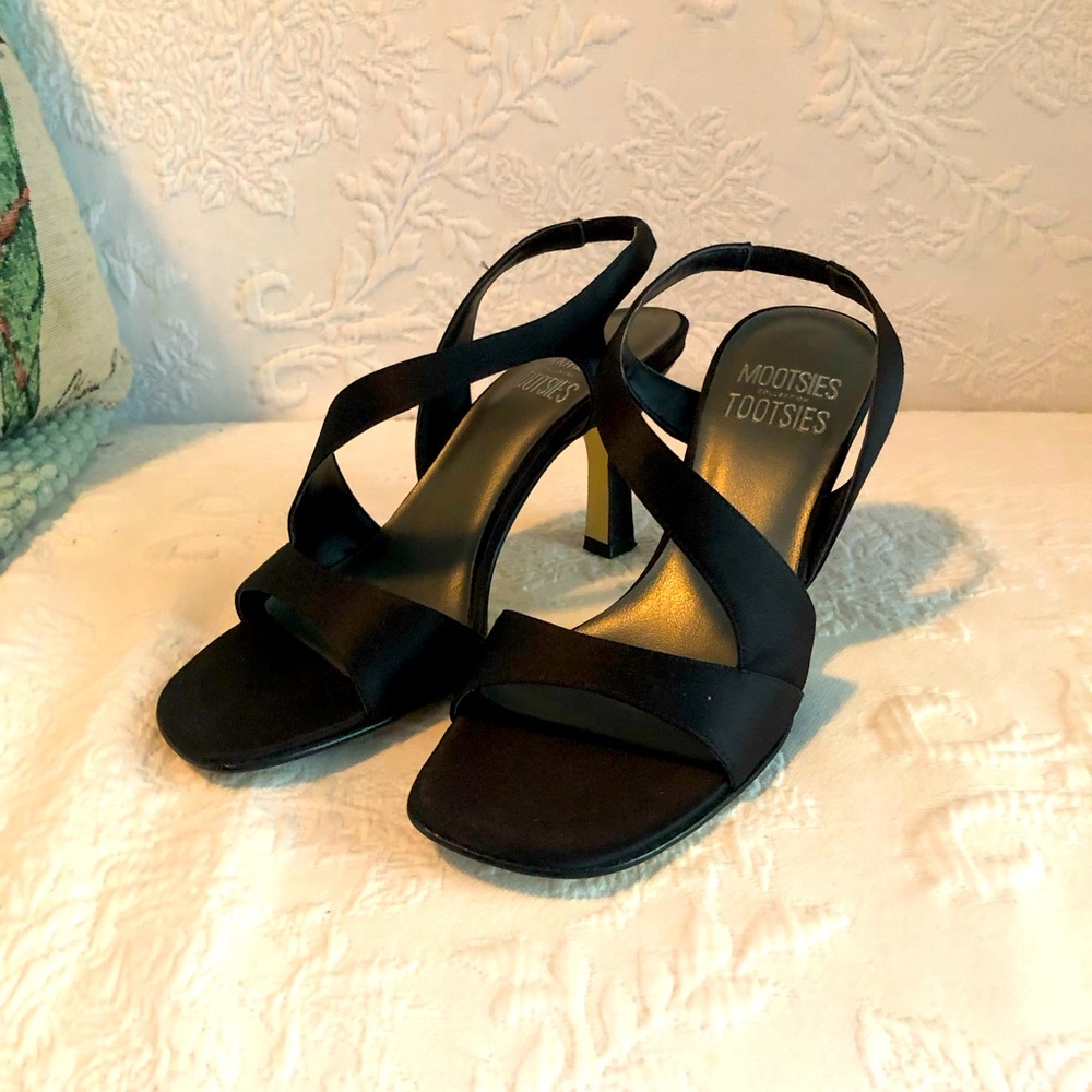 Black fabric evening sandals. Sz 5.5